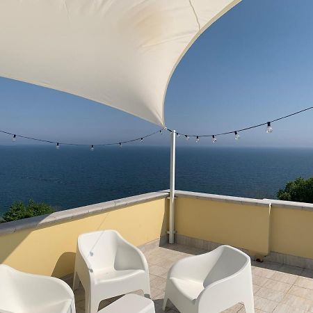 Terrazza Sui Trabocchi Lejlighed Marina di San Vito Eksteriør billede