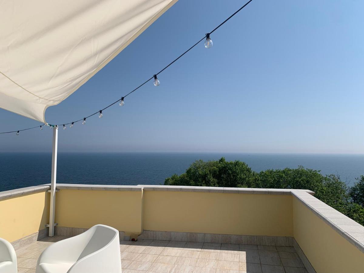 Terrazza Sui Trabocchi Lejlighed Marina di San Vito Eksteriør billede